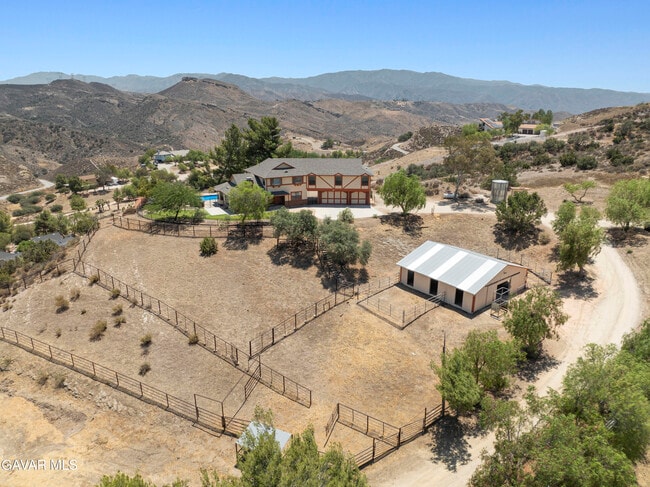 Building Photo - 13620 Pales Rd