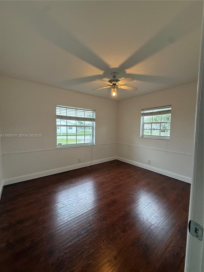 Building Photo - 19253 Carolina Cir