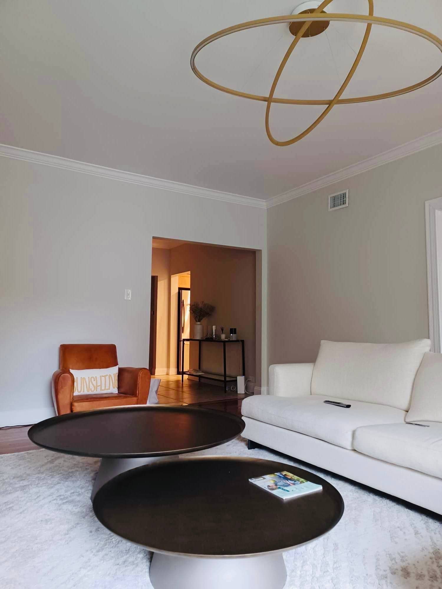 Building Photo - 5811 N Winthrop Ave