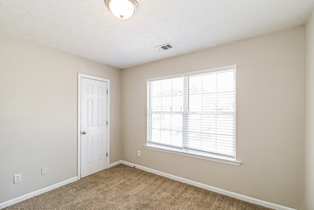 Building Photo - 1309 Kent Manor