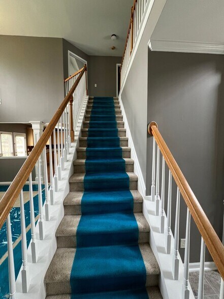 Building Photo - 2176 Malden Hill Dr