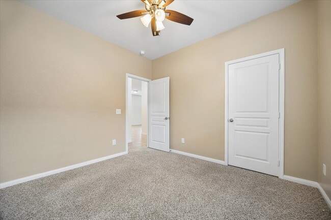 Building Photo - 5810 Banyan Oak Ct