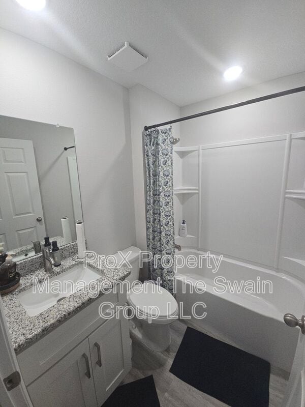 Building Photo - 304 Ave P NW