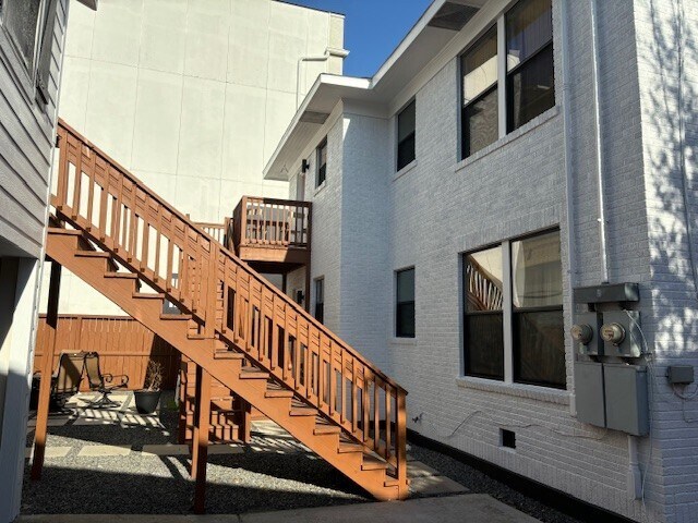 Building Photo - 1712 Blodgett St