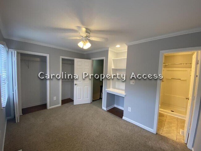 Building Photo - 37 Forest Glen Dr