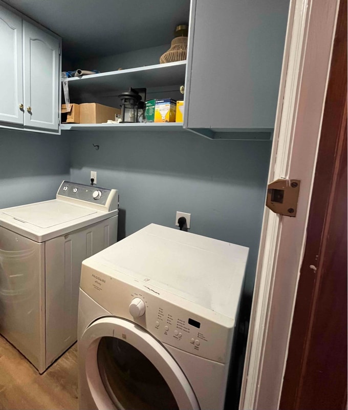 Building Photo - 10150 Rogers Dr