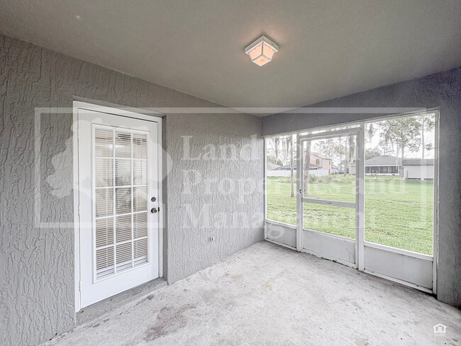 Building Photo - 7823 Sugar Pine Blvd