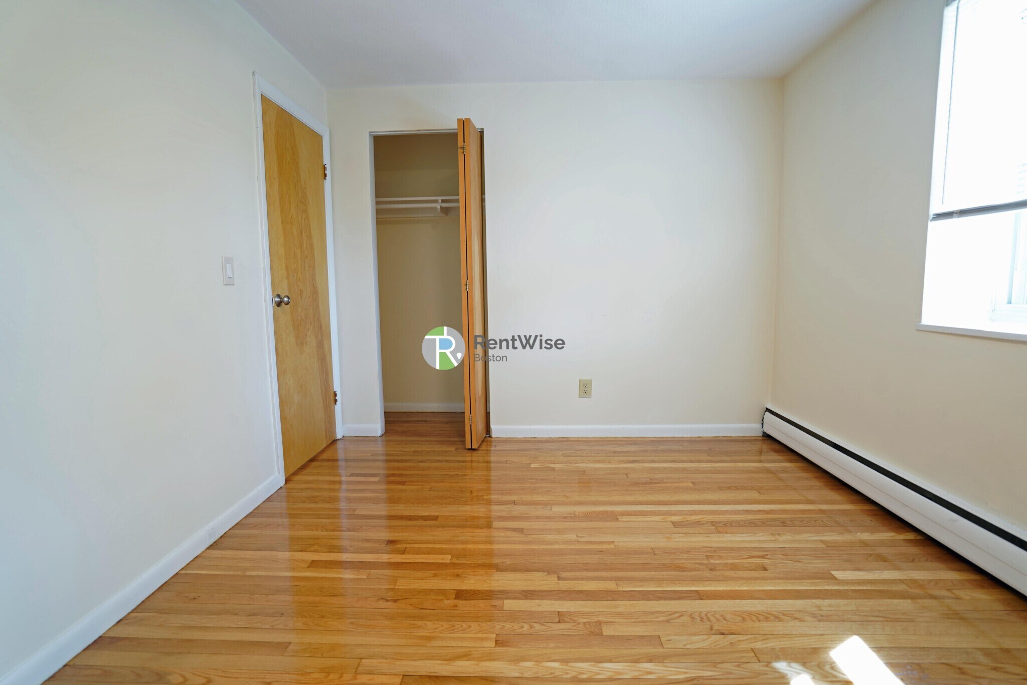 Building Photo - 110 Babcock St