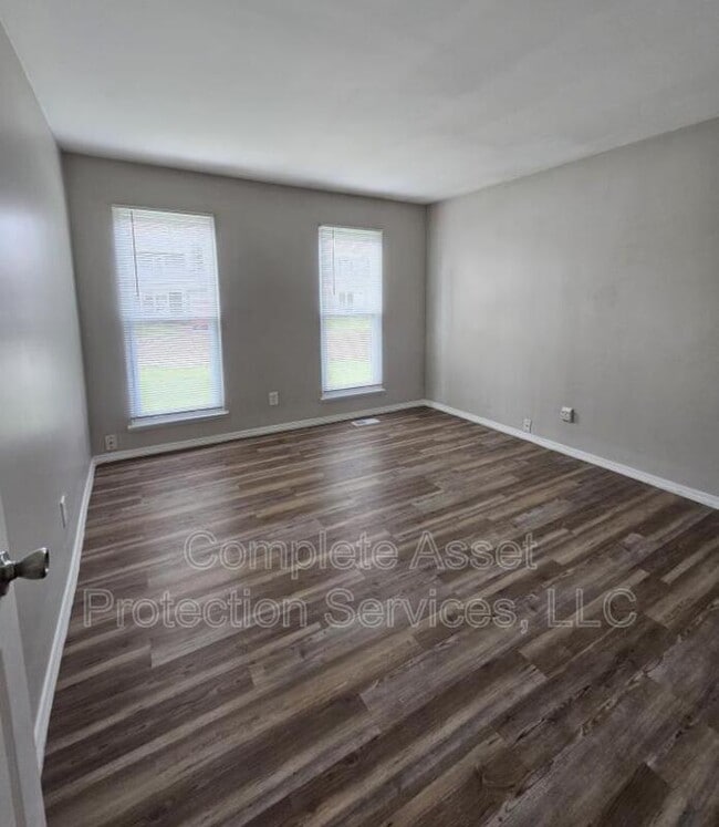 Building Photo - 5955 Tyler Pl