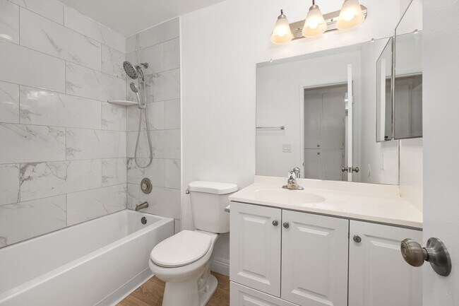 Building Photo - NORTH PARK BEAUTY...RECENTLY REMODELED 2 B...