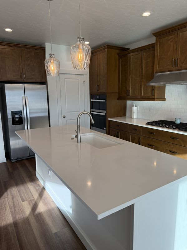 Building Photo - 15350 Blue Pinion Ave