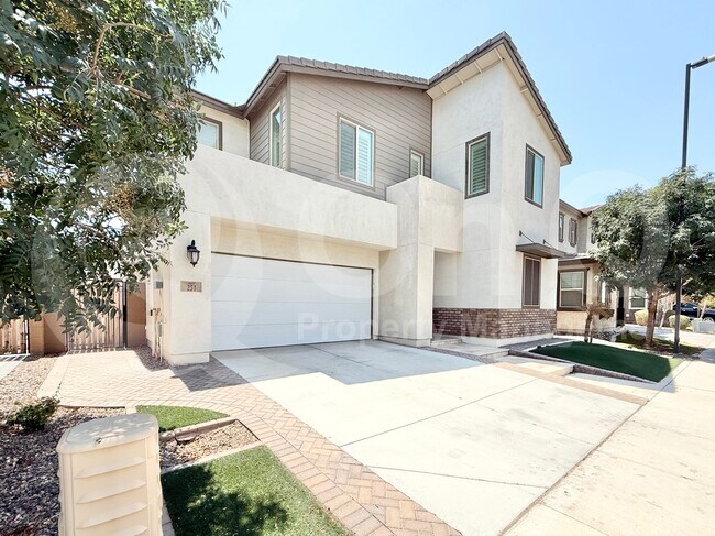 Building Photo - 251 E Wisteria Dr