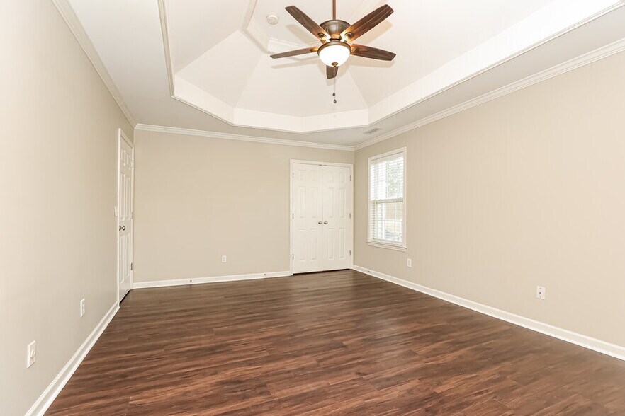 Building Photo - 2648 Hansford Dr