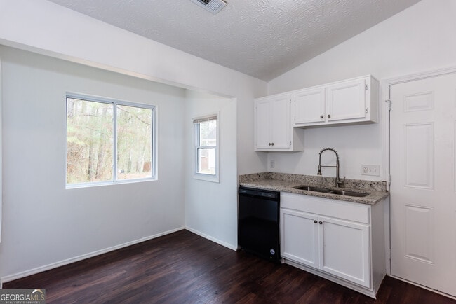 Building Photo - 6960 Brown Dr S