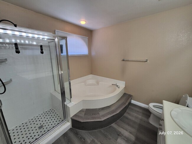 Building Photo - 8312 Candlefish Ct