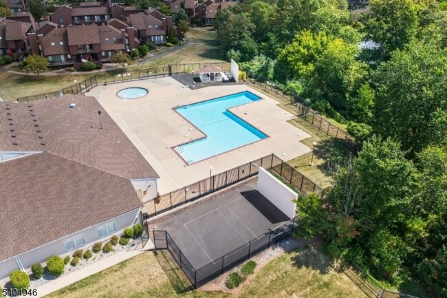 Building Photo - 3120 Revere Ct