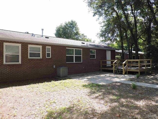 Building Photo - 3485 Rothschild Dr