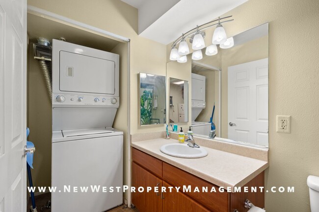 Building Photo - Charming Little Italy 1 Bedroom at Portico!