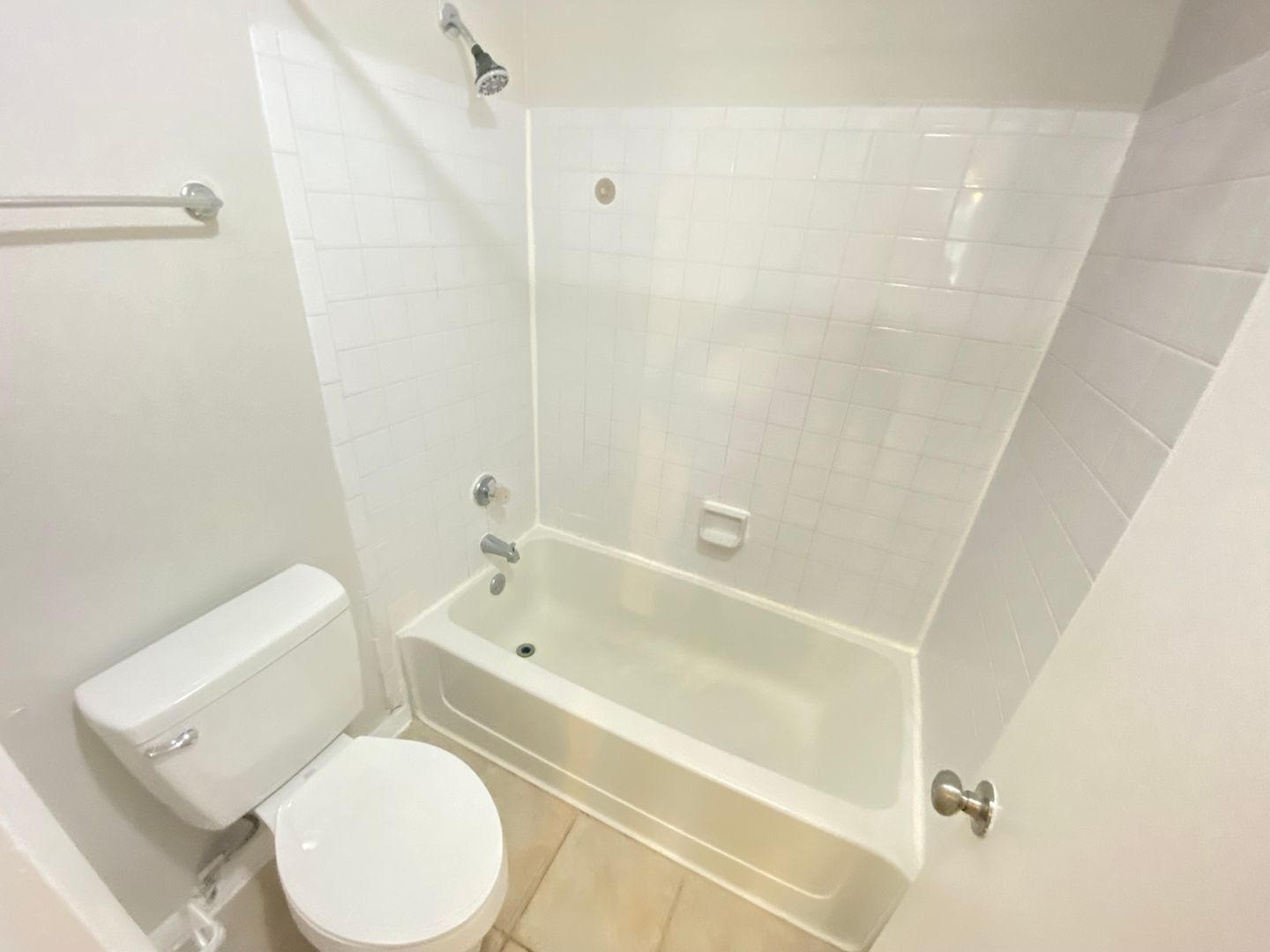 Building Photo - 208 Afton Square