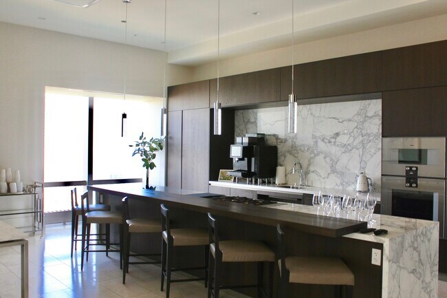 Building Photo - 363 E Wacker Dr
