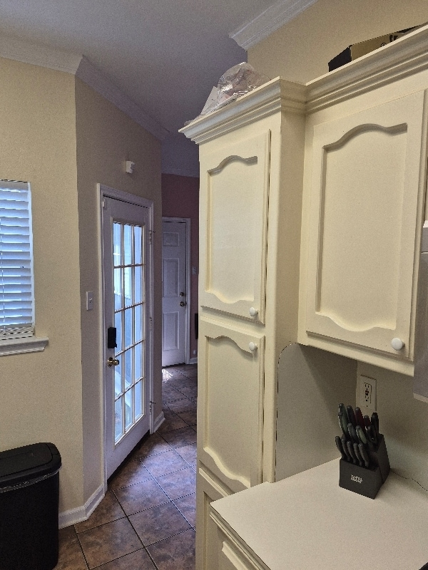 Building Photo - 152 S Foster Dr