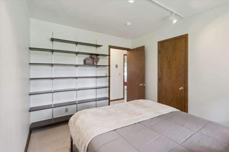 Building Photo - 206 Highfield Rd