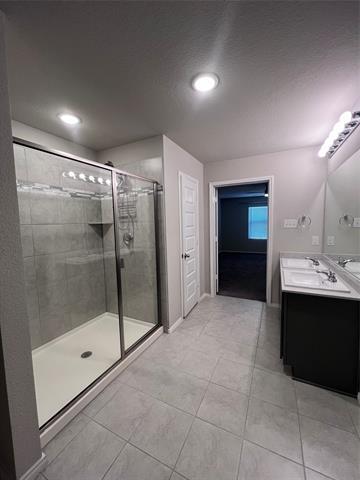 Building Photo - 7400 Gangway Dr