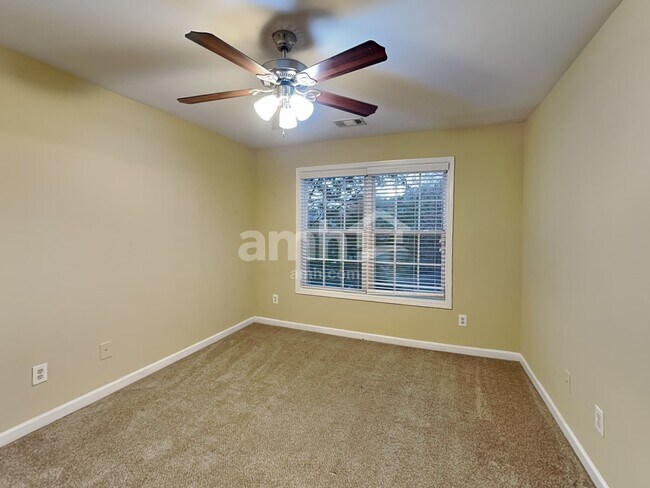 Building Photo - 1319 Station Ridge Dr