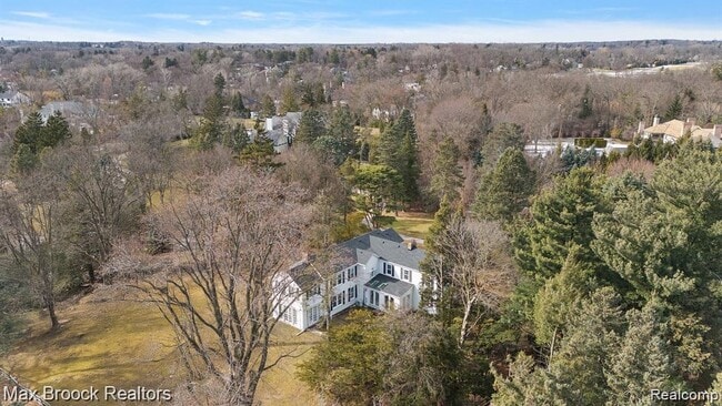 Building Photo - 1200 Orchard Ridge Rd