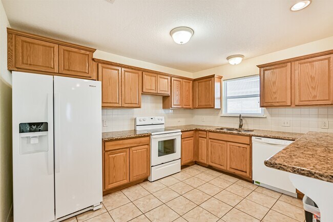 Building Photo - 7706 Channelview Dr