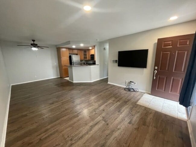 Building Photo - Remodeled 1br/1ba ground floor condo at Del Mar Villas in Carmel Valley