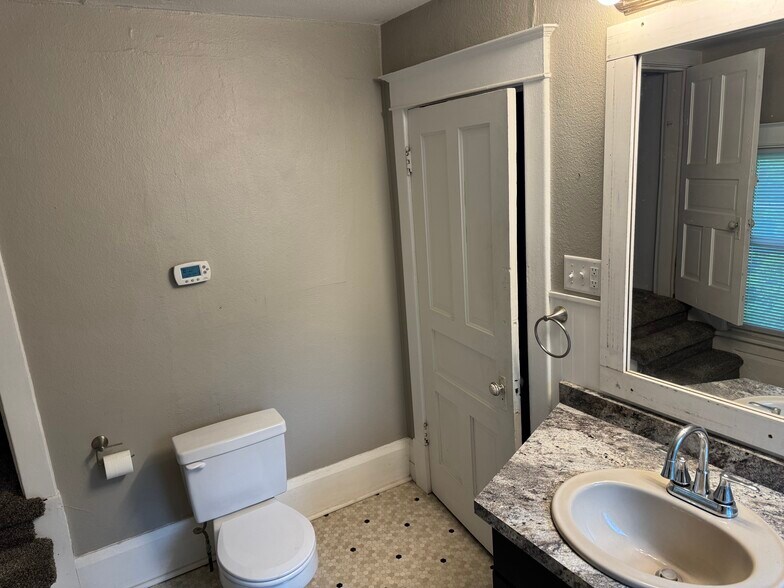 Bathroom - 1006 10th St N