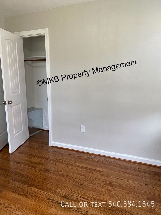 Building Photo - 3481 Richards Blvd