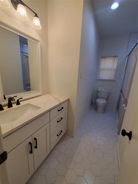 Building Photo - 5311 Indio Dr