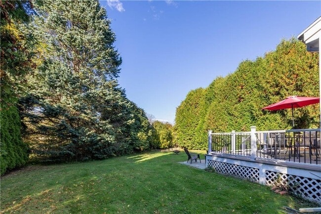 Building Photo - 4 James St