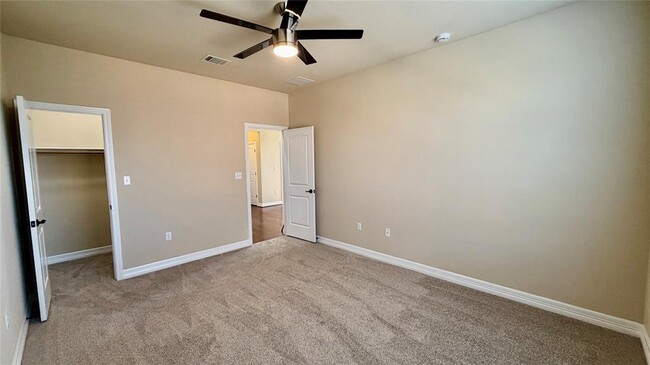 Building Photo - 12300 Terraza Cir