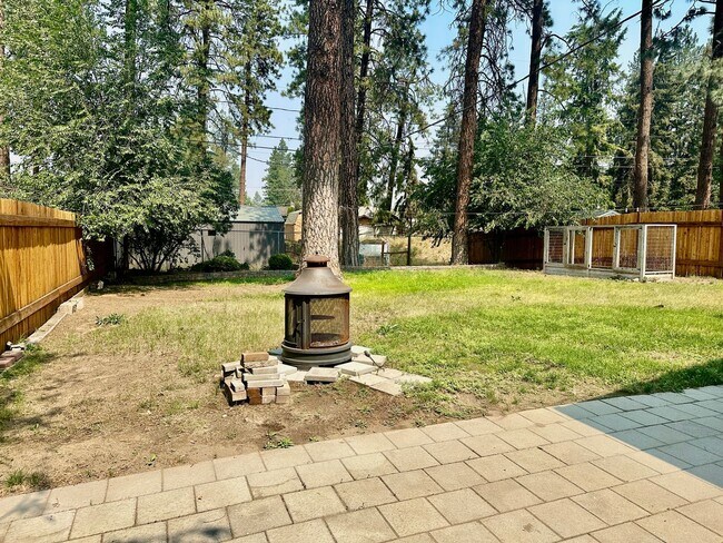 Building Photo - New on the Market!