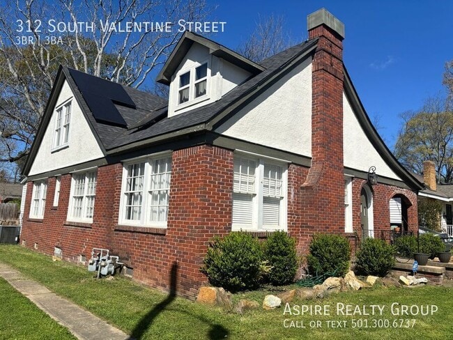 Building Photo - 312 S Valentine St