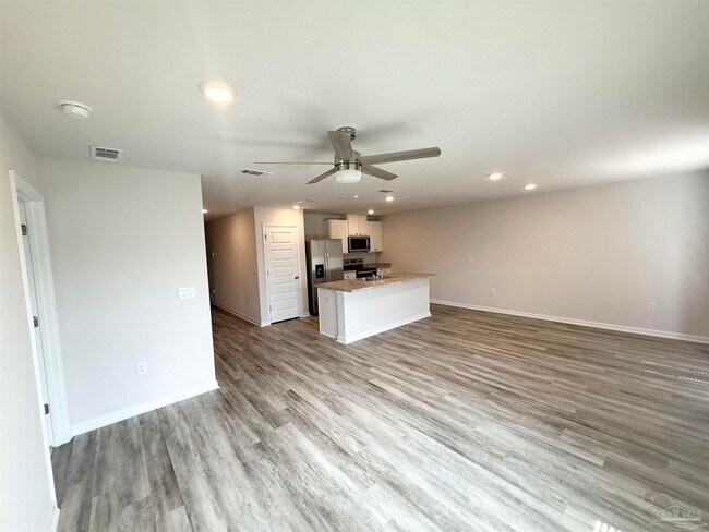 Building Photo - 4335 Redbay Ct