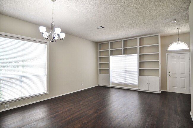 Building Photo - Beautiful Home in Plano ISD.