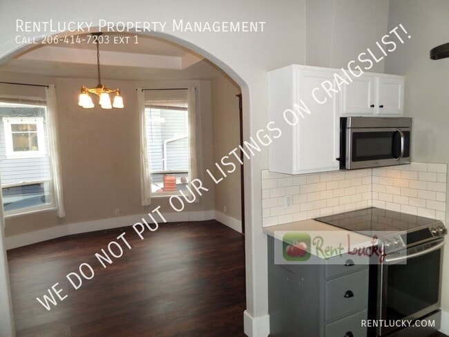 Building Photo - 821 23rd Ave