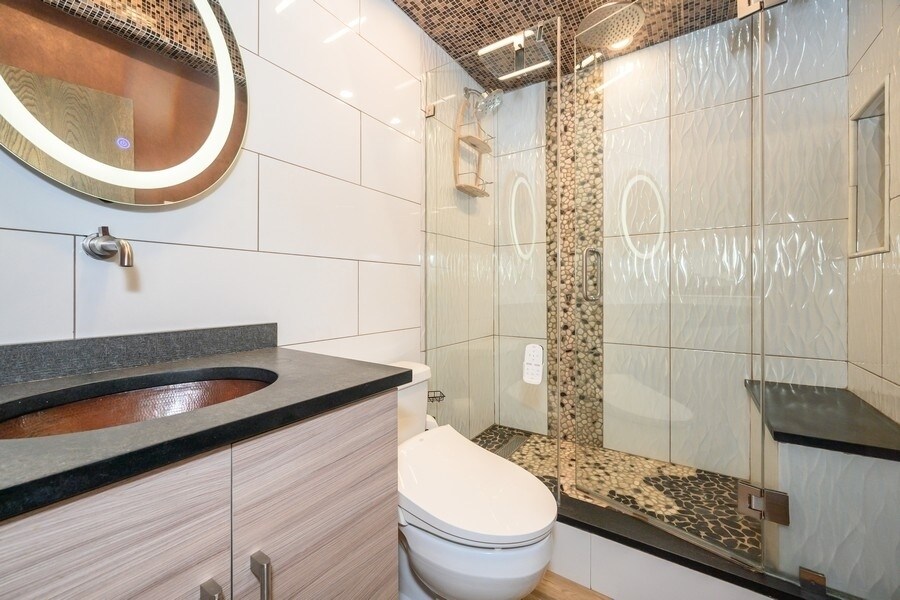 Building Photo - 1530 S State St