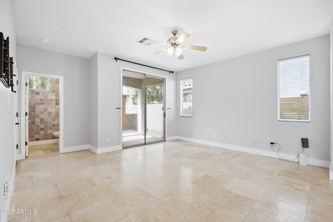 Building Photo - 4248 S Mariposa Dr