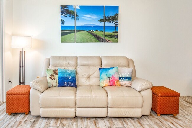 Building Photo - Beautifully Fully Furnished 2 Bed, 2 Bath ...