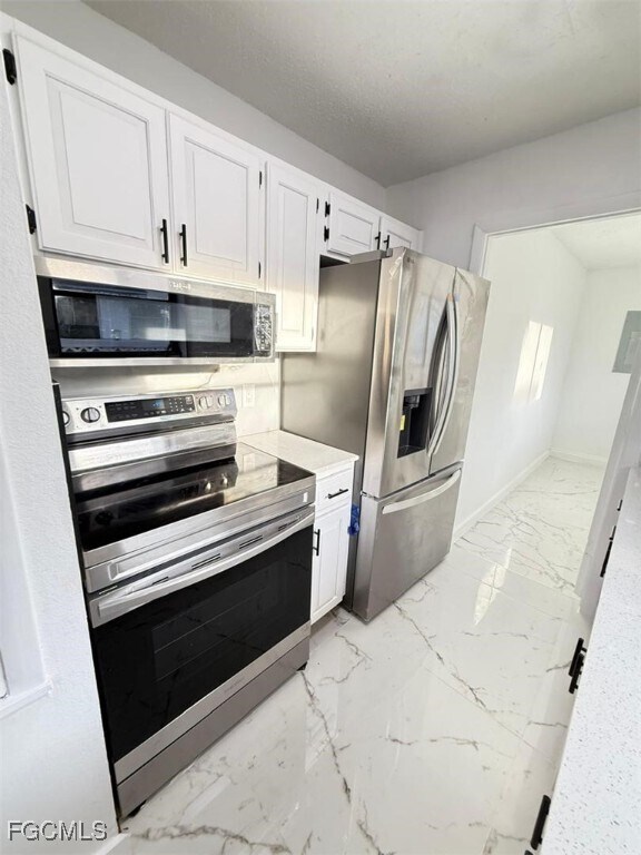 Building Photo - 2005 Mariner Ct