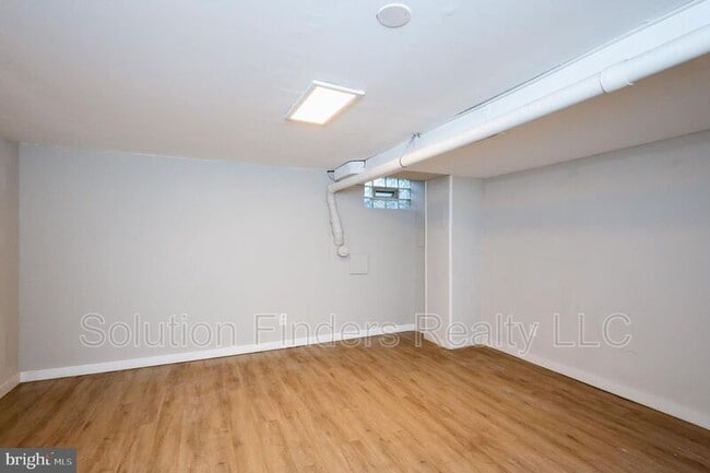 Building Photo - 2110 Coralthorn Rd