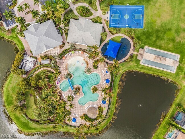 Building Photo - 2620 Somerville Loop