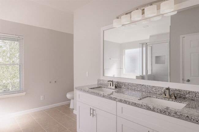 Building Photo - 16530 Cypress Bridge Dr