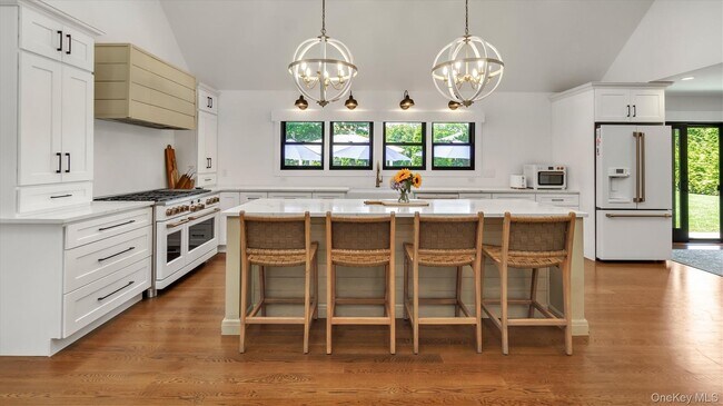 Building Photo - 99 Beach Rd