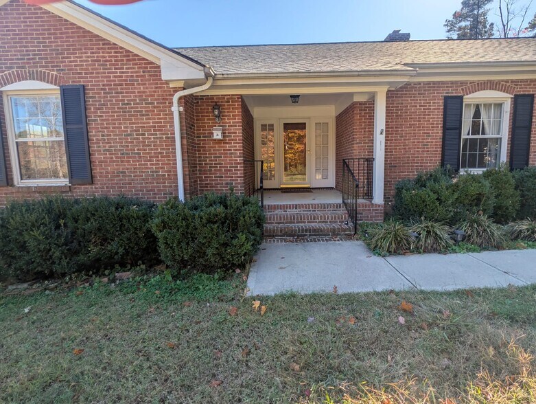 Building Photo - 8913 Oneal Rd